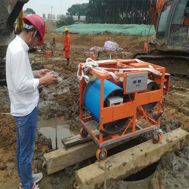 Bored pile testing equipment (4)